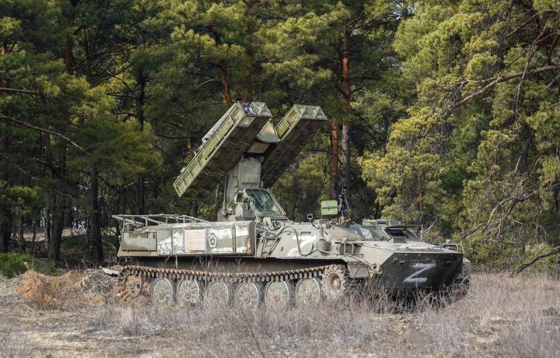 Силы ПВО ночью дважды сбили беспилотники над Курском