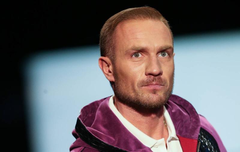 Фигуриста Костомарова отключили от ЭКМО