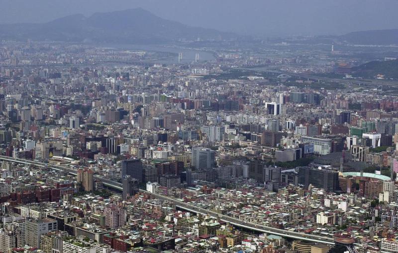 СМИ: Китай наращивает число ракет средней дальности вблизи Тайваня