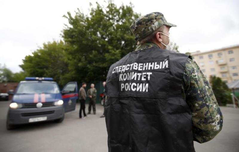 В Барнауле более 15 человек избили подростка