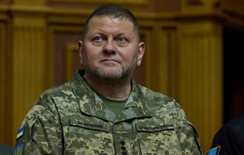 Залужный признал отступление украинских войск из Марьинки