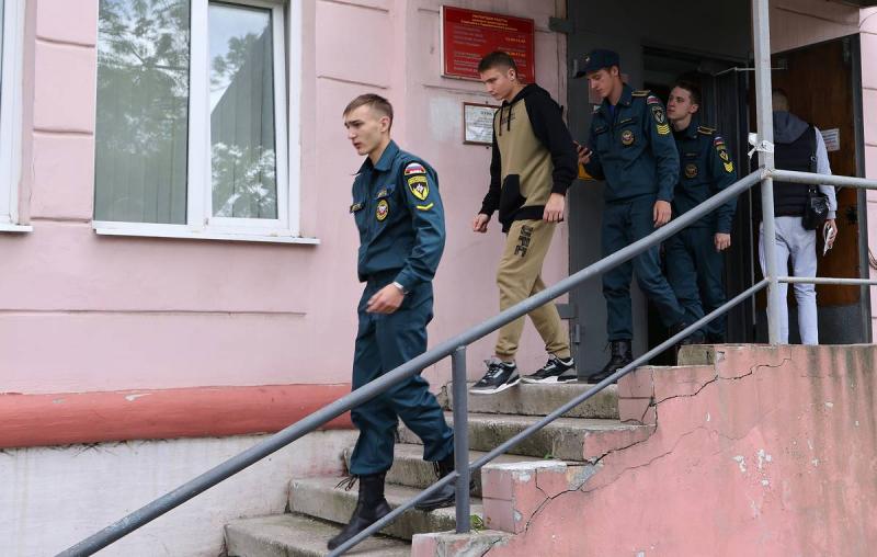 В Думу внесли проект закона о прекращении гражданства РФ за уклонение от службы в армии