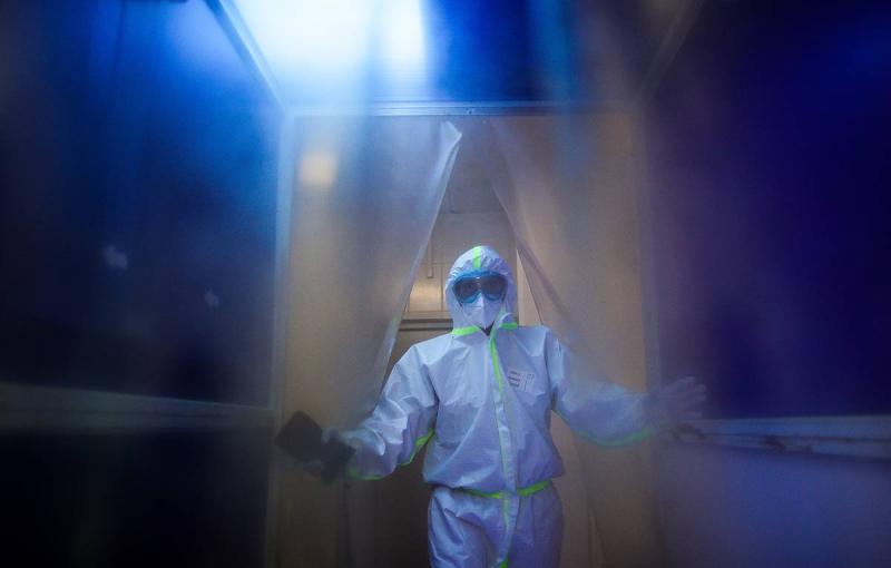 В России заболеваемость коронавирусом за неделю выросла на 19,6%