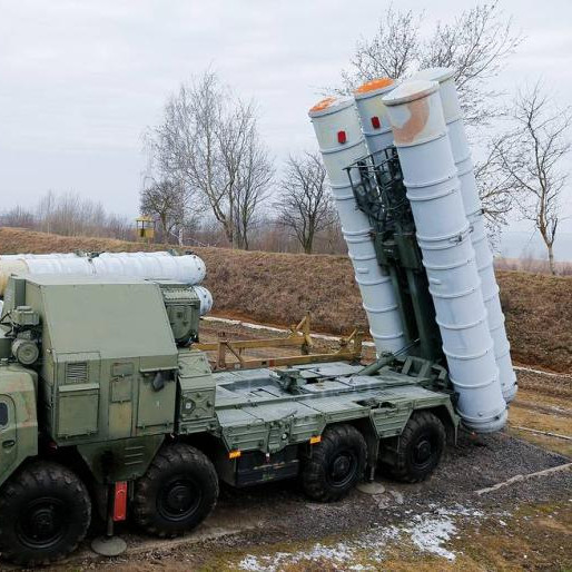 S-300 air defense missile hit a residential building in Kharkov