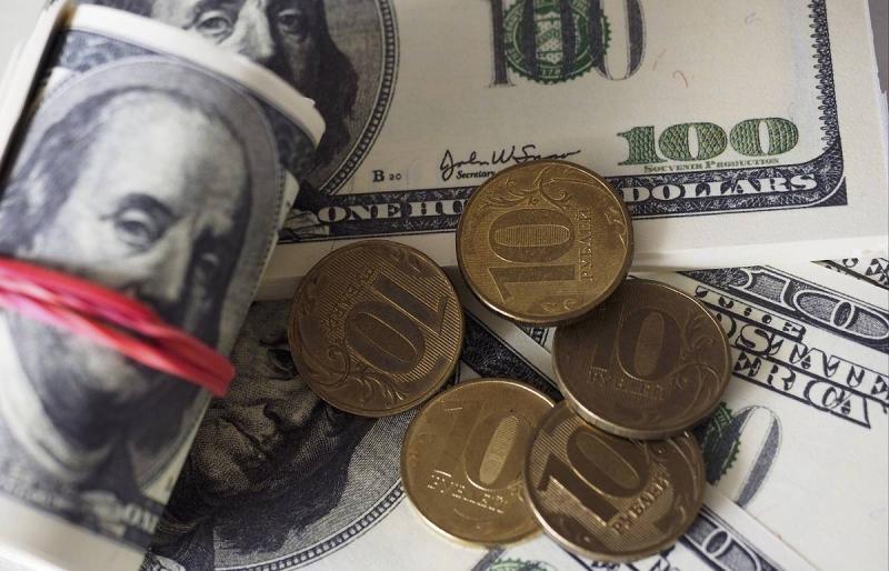 Курс доллара на открытии Мосбиржи поднялся до 94,18 рубля