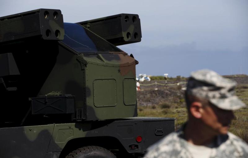 Введение воинской повинности в ФРГ будет играть против Мерца. Мнение