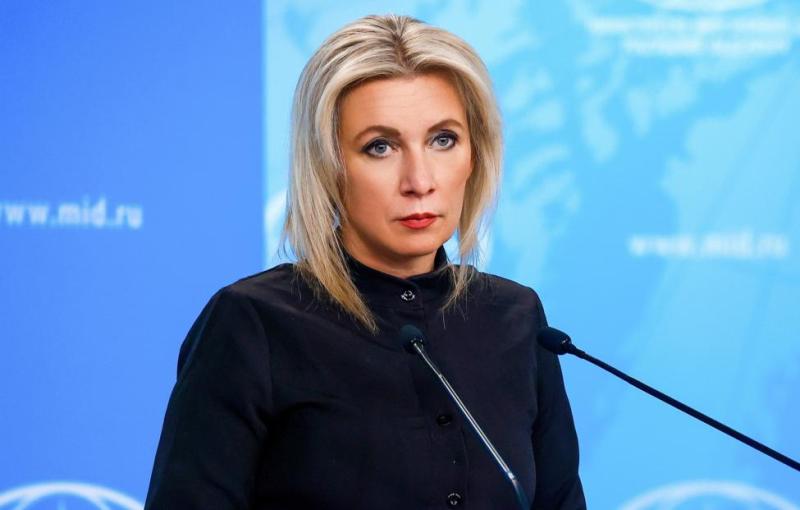 Захарова рекомендовала германским СМИ спросить Бербок о планах Берлина бить по Крымскому мосту