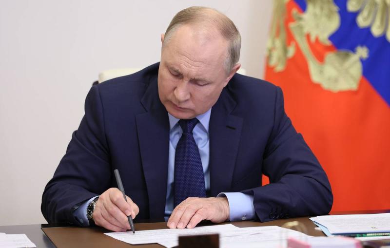 Путин подписал указ о смене постпреда России при ВТО