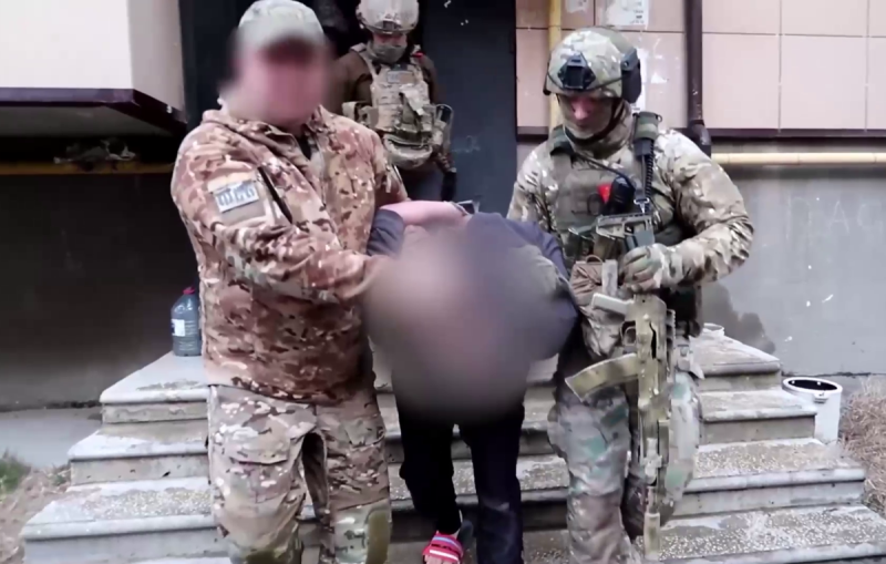 Задержанные в Дагестане террористы снабжали деньгами и оружием напавших на "Крокус"