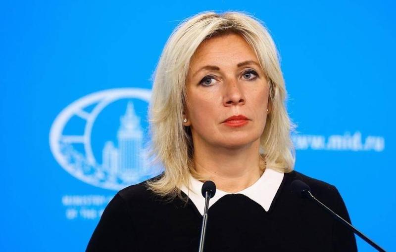 Захарова считает, что высказывания Макрона по поводу отправки войск на Украину "связаны с днями недели"