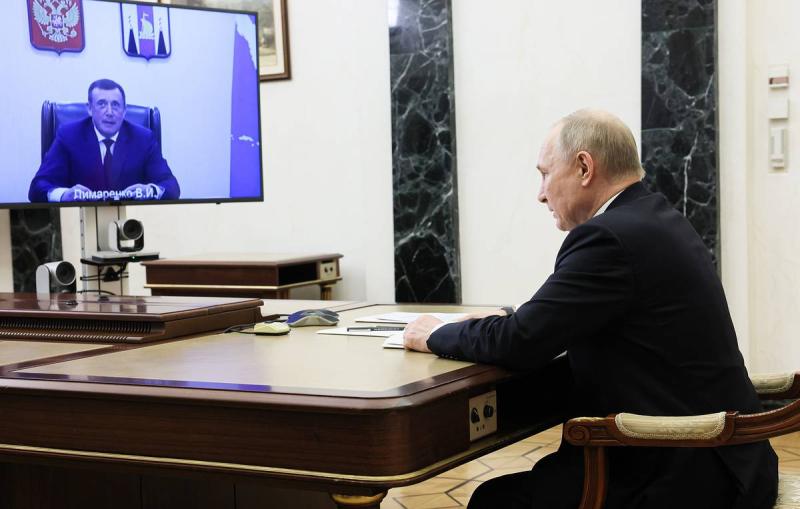 Путин поддержал идею строительства моста на Сахалин
