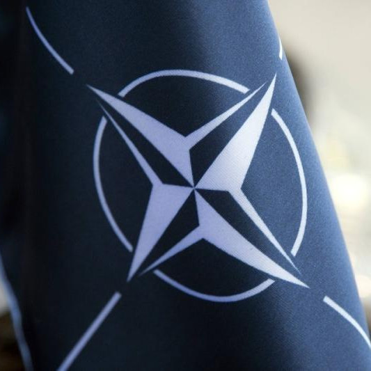 Telegraph: Украину не хотят приглашать в НАТО из-за масштабной коррупции