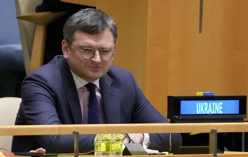 Кулеба сообщил, что у Киева нет плана "Б" на случай сокращения помощи Запада