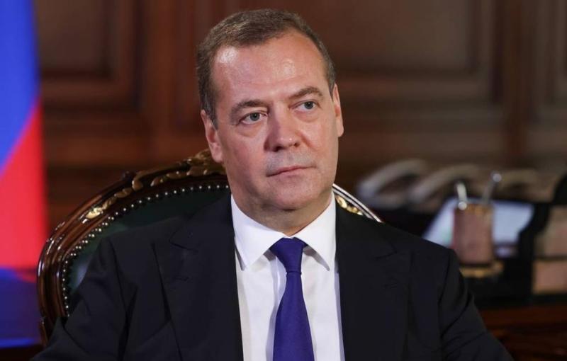 Медведев считает, что Украина - это Россия