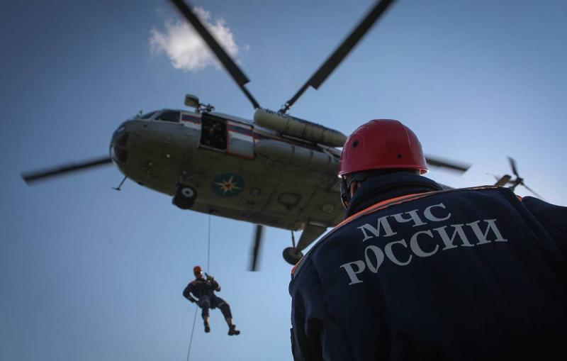 В МЧС заявили об обнаружении места крушения вертолета Ми-8
