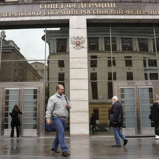 Комитет Совета Федерации поддержал закон о запрете рекламы на ресурсах иноагентов