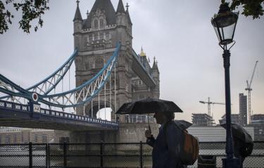 Лейбористы одержали победу на выборах в парламент Британии