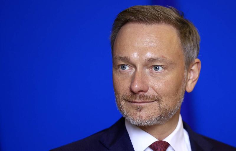Министр финансов Германии заявил, что его страна становится беднее