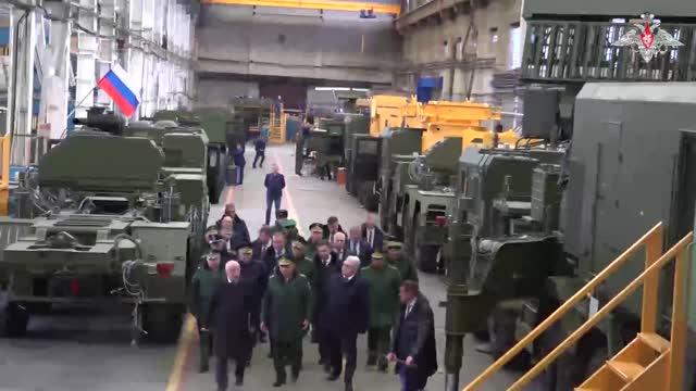 Глава МО РФ проверил выполнение гособоронзаказа на предприятиях "Алмаз-Антея"