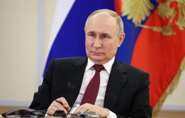 Путин: любая война является трагедией