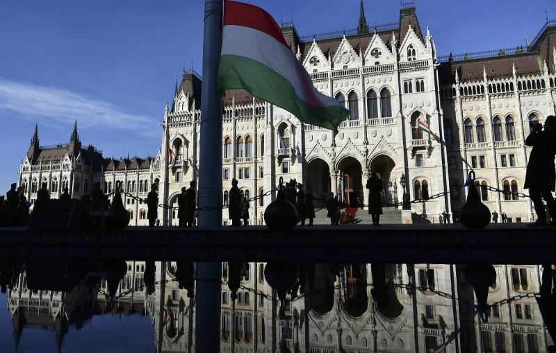 В Венгрии заявили, что страна не намерена выдавать Украине ее граждан