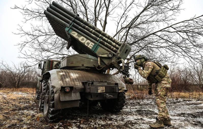 Минобороны РФ заявило о групповом ударе по предприятиям ВПК Украины