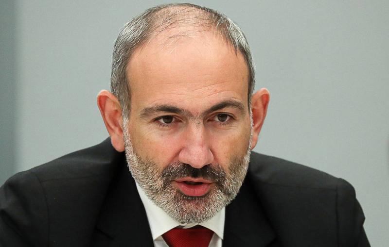 Пашинян указал, что не должен ежегодно присутствовать на параде Победы в Москве