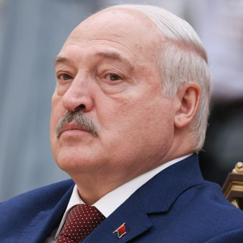 Лукашенко разрешил применять оружие против беспилотников