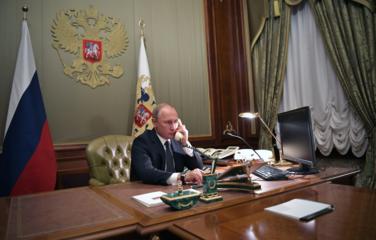 Путин поздравил Алиева с победой на выборах президента Азербайджана