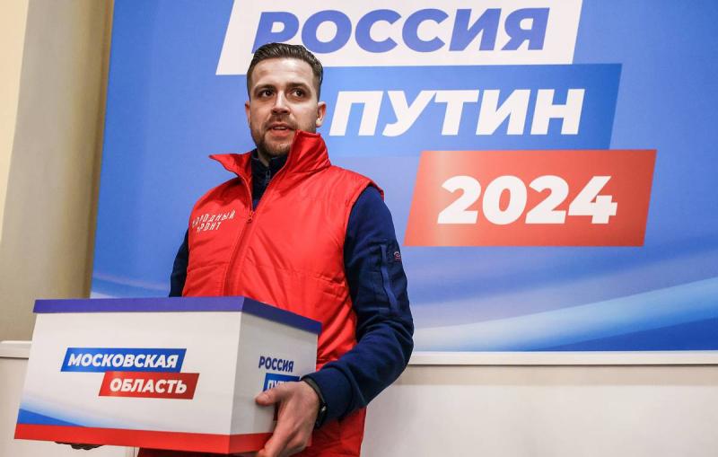 В поддержку самовыдвижения Путина собрали свыше 1,3 млн подписей