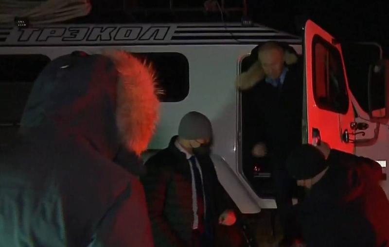 Песков считает отчасти рискованной поездку Путина на снегоходе