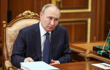 Президент РФ призвал содержать заключенных "в человеческих условиях"