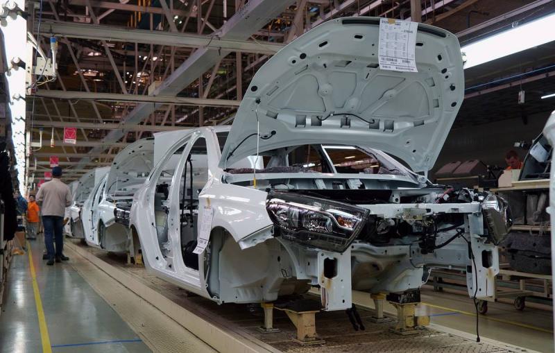В "Автовазе" заявили, что цены на автомобили Lada в ближайшее время не вырастут