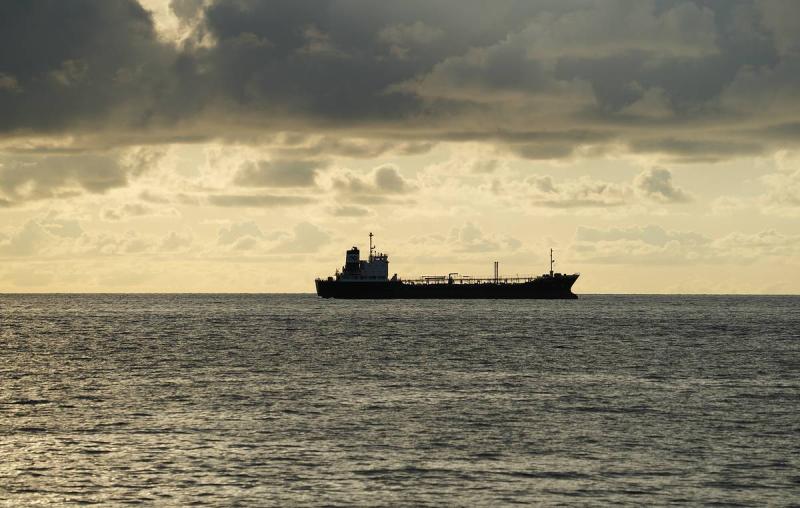 ВМС Ирана подтвердили захват нефтяного танкера в Оманском заливе