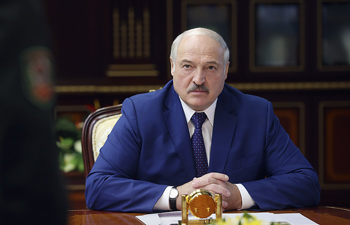 Лукашенко заявил, что мир находится на пороге грандиозных событий