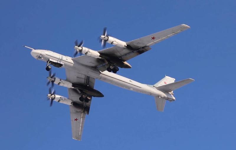 МО РФ: два Ту-95МС выполнили плановый полет над водами Баренцева и Норвежского морей