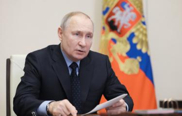 Президент РФ обсудил с Совбезом меры для ритмичной работы ОПК