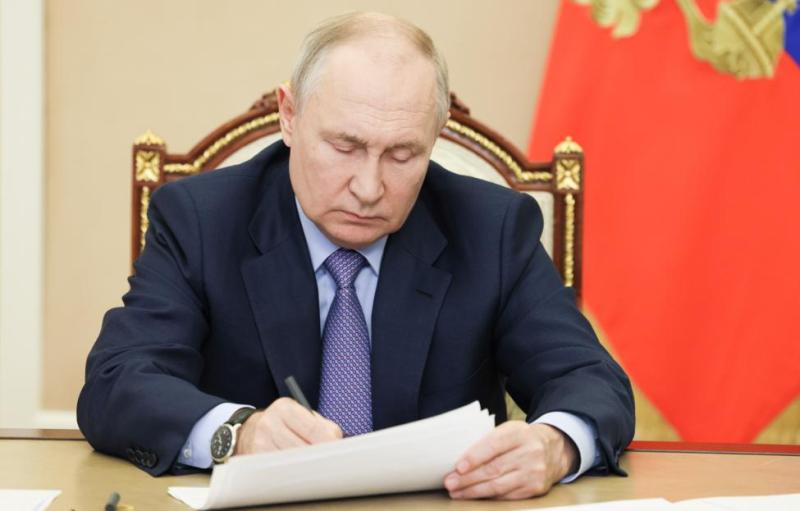 Президент РФ подписал закон о прогрессивной шкале НДФЛ