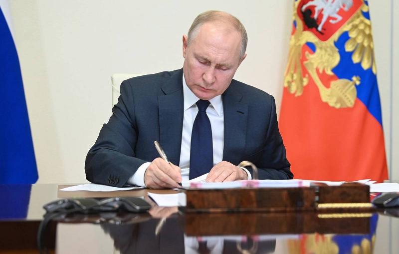 Путин утвердил изменения в бюджет на 2024 год