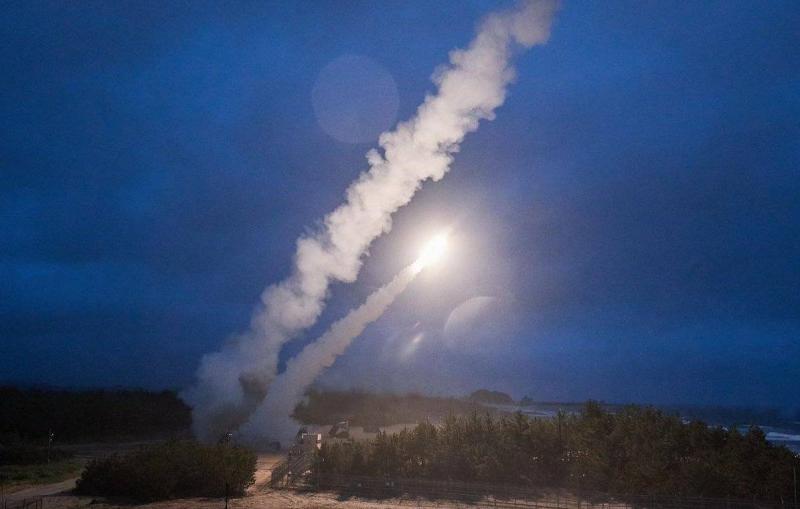 Марочко заявил, что ВСУ выпустили по Краснодону не менее трех ракет ATACMS