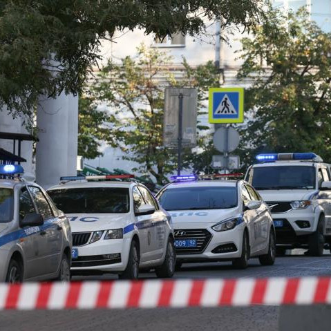 В Севастополе при взрыве автомобиля погиб военнослужащий