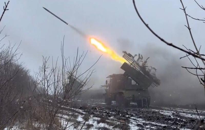 WSJ: ВСУ вынуждены экономить боеприпасы в условиях сокращения военных поставок с Запада