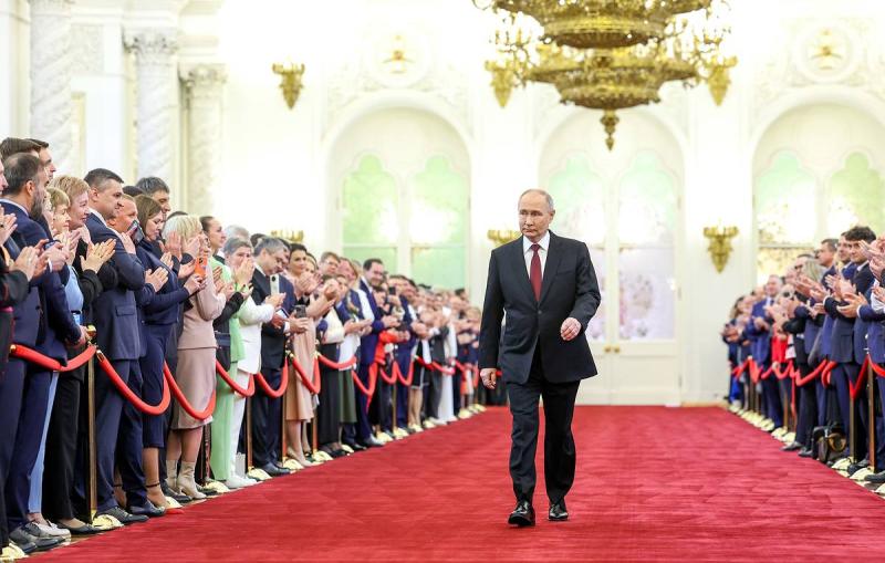 ФОМ: Путину доверяют 81% опрошенных российских граждан