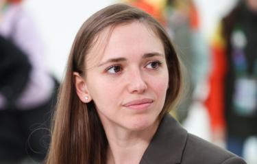 Мишустин принял отставку Разуваевой с должности главы Росмолодежи