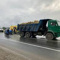 В Мытищах произошло ДТП с участием двух "Камазов" и нескольких легковушек