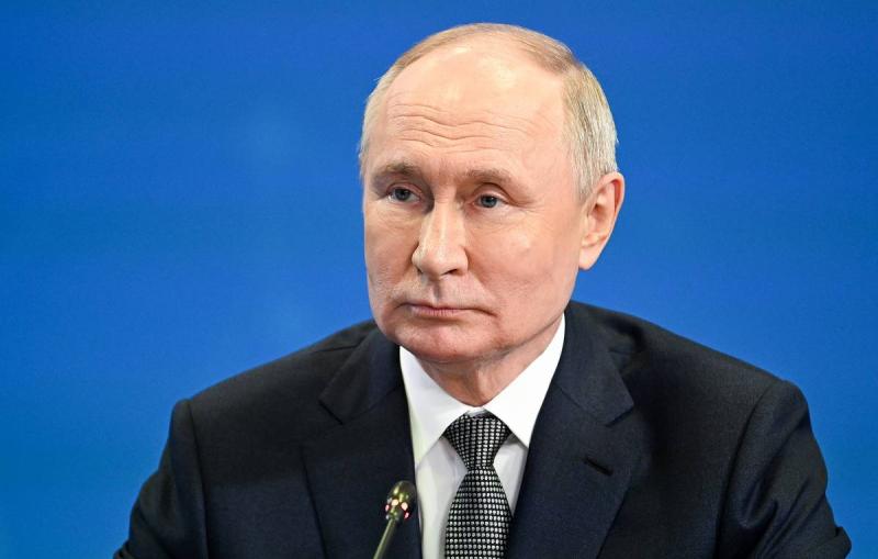 Президент поручил продлить выставку-форум "Россия"