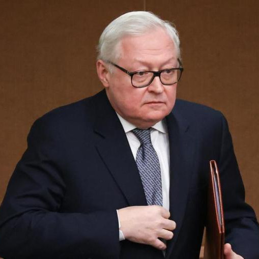 Рябков заявил, что БРИКС не отзывает приглашение Аргентине по членству в объединении