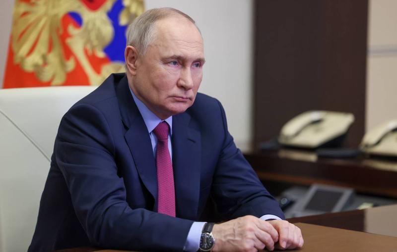 ВС РФ уверенно удерживают инициативу в зоне СВО, заявил Путин