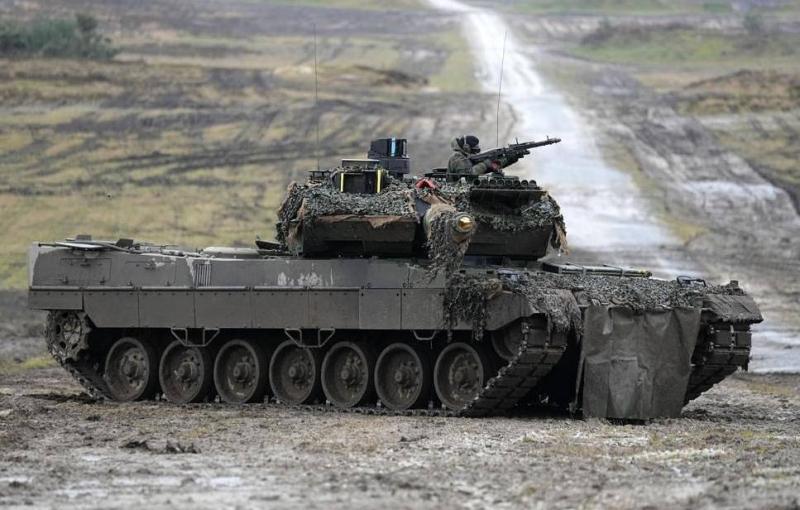 Испания передала Украине партию из 10 танков Leopard