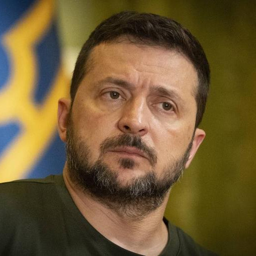 Зеленский подверг Запад критике за "размазывание" военной помощи